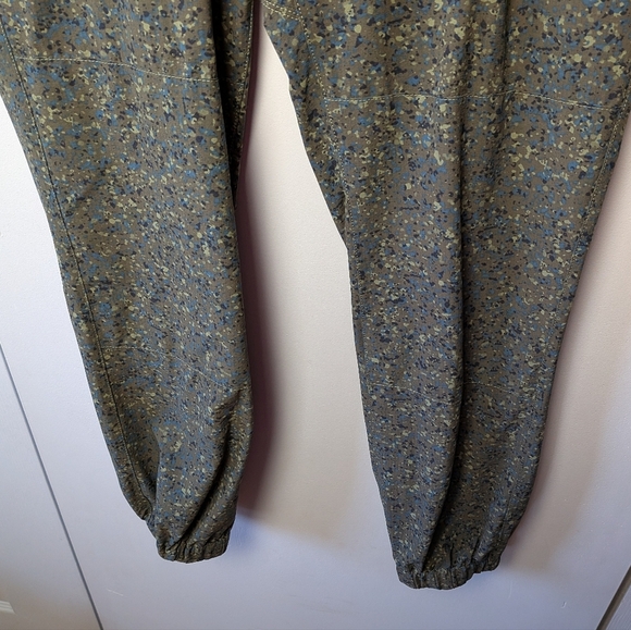 MEC Women Outdoor Camo Lightweight Pants Size 14 Reg Pockets And Waist Laces - Picture 3 of 11